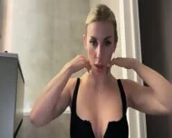 Young Teen’s First Interracial Leaves Her Walking Funny For Weeks