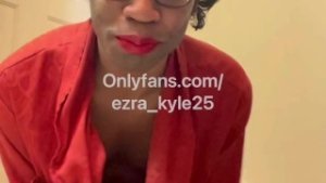 Black Fem Male strips and teases for you. Couples content on twitter: or X @FemboyEzraKyle