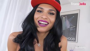 Trans Babe Nauana Lima Dirty Threeway With Straight Guys