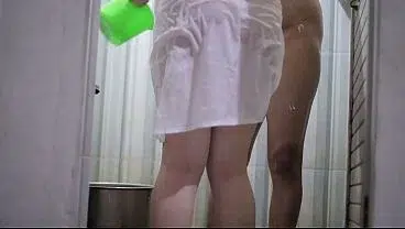 Bokep Indo Terbaru Siap Mandi Lanjut Ngentot