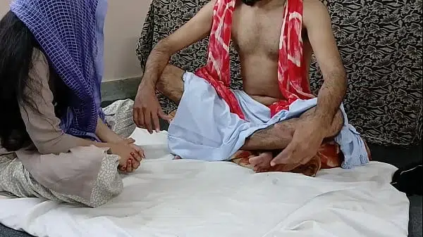 ढोंगी बाबा ने इंडियन हॉट भाभी को चोदा