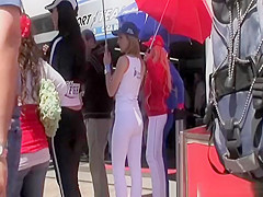 Hot babes in tight clothes cameltoes