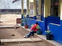 indonesia-ngintip jilbab pink ciuman