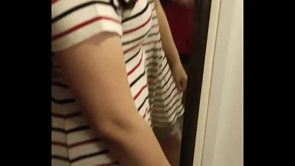 Kaliweteng Pinay Nagpatira sa Labas ng Kwarto