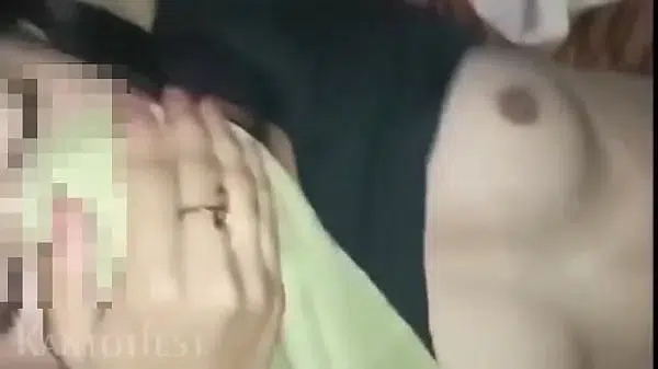 Petite Pinay Student Fucks Uncle In Exchange of a New Cellphon