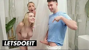 Rebel Rhyder Ditches Eiffel Tower for Hot FFM Fuck – HORNY HOSTEL