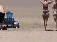 Spying Step mom & not Step daughter Bikini – Round Ass – Beach