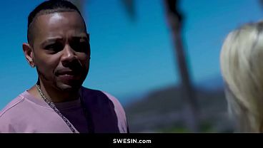 Steamy vixen eagerly welcomes a towering member!