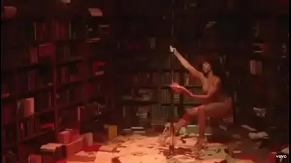 SZA – Good Days (Official Music Video)