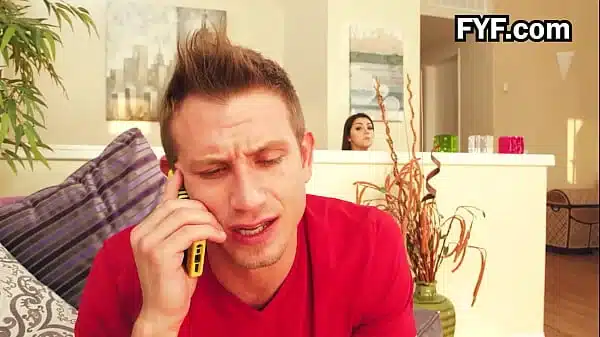 Bill’s Cock is the Only Attraction His Sister’s Friend Wants to See