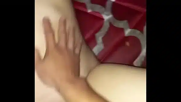 bokep indonesia di ajak istri orang kerumahnya lagi pengen ngentot kontol berondong
