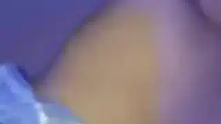 Mi cuñado entra a mi cuarto