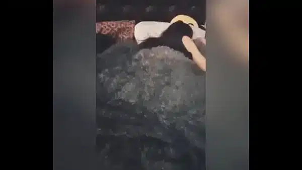 SEXO ANAL! Mi PADRASTRO Entra a Mi CUARTO y Me la METE por el CULO, VOL 1