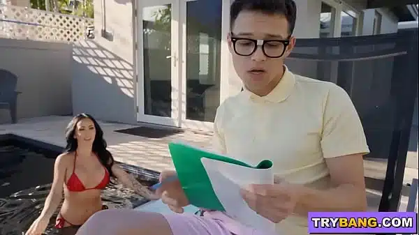 BANGBROS – Big Tit MILF Danae Mari Interrupts Nerdy Stepson’s Study Session For Sex