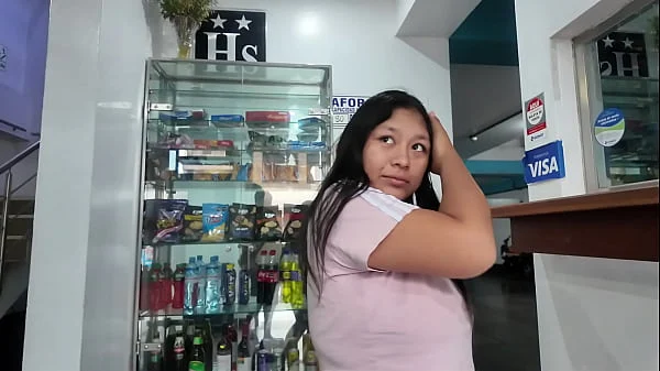 Encontré a Valentina en las calles de Lima y me invito a follar