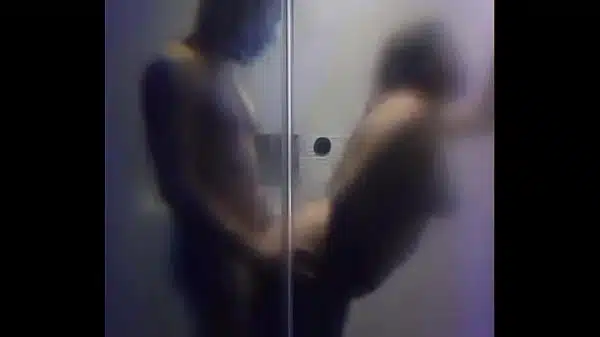Putita termina en cuanto pidiendo verga