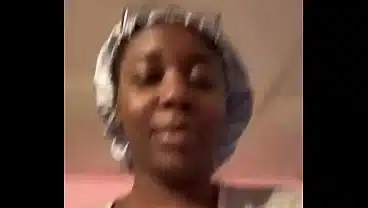 twerk queen Alliyah shaking her juicy black booty