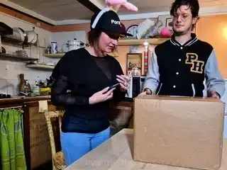 Unboxing a Mistery Box from… PORNHUB?!?!?!?!?!?!?!?