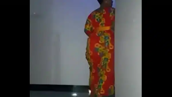 Wobbly big african donk booty