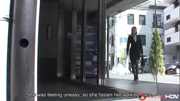Asian babe fucking