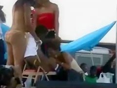 Cocksucking live on stage at rap concert