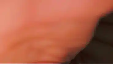 مصري عنتيل يلحس وينياك كس زوجته صديقه دياثه مصريه