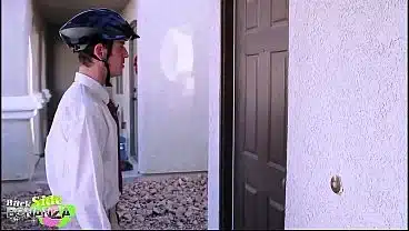 Hotwife Gets Fucked by College Student Spreading the Word