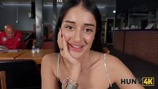 HUNT4K. Hunter found a pretty babe Ara Mix in a cafe and showed her real doggystyle