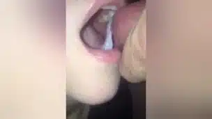 Creampie a domicilio – follando duro a mi joven madrastra